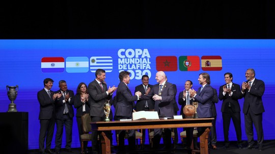 Conmebol resgata objetos originais da primeira Copa e agradece Fifa por jogos em 2030