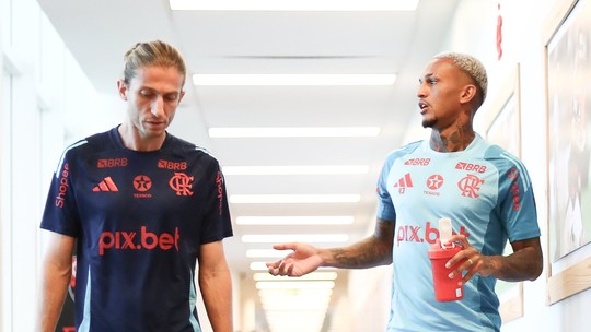 Estafe de Wesley faz tour na Europa e se reúne com clubes - Foto: (Gilvan de Souza / CRF)