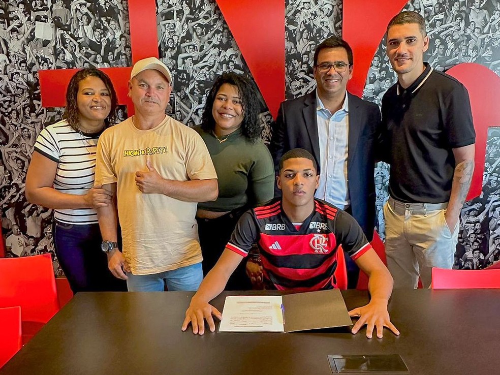 Flamengo contrata artilheiro do Campeonato Mineiro Sub-15. — Foto: Boston City / Divulgação