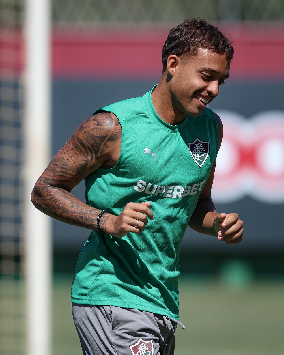 Davi Melo: A Nova Promessa Tricolor na Mira da Torcida