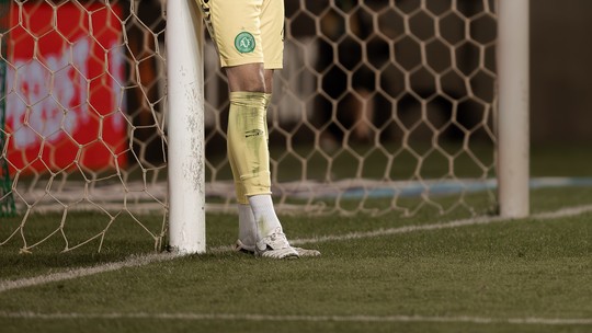 Léo Vieira celebra titularidade e afirma: "cada jogo é uma final"