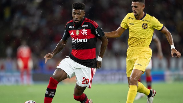 Emerson Royal jogador do Flamengo durante partida contra o Madureira no estádio Maracanã pelo campeonato Carioca 2026