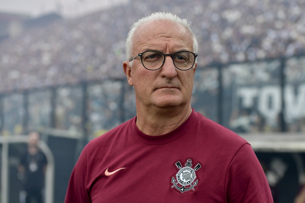 Dorival Júnior em Vasco x Corinthians — Foto: Thiago Ribeiro/AGIF