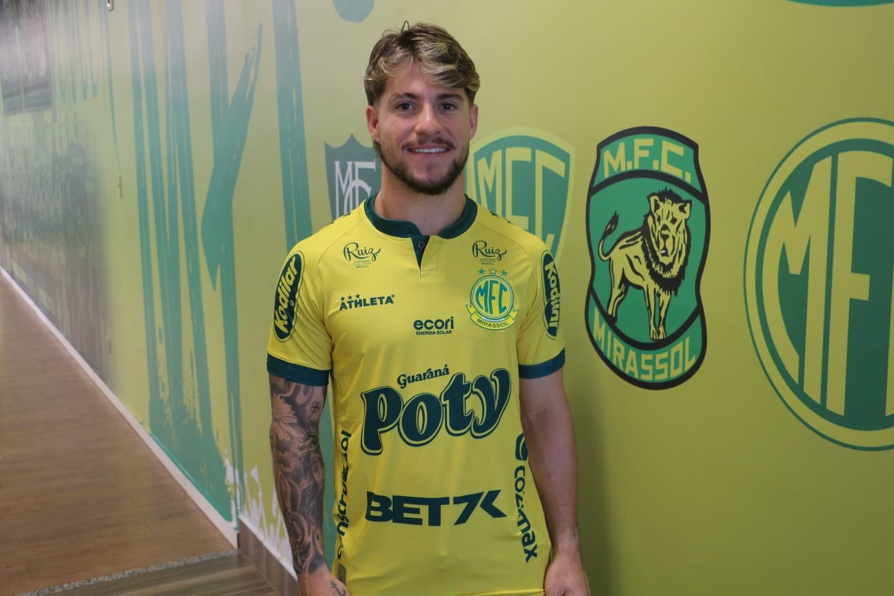 América-MG encaminha contratação do atacante Guilherme Pato