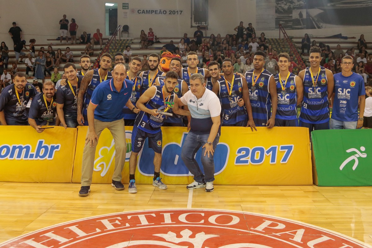 São José Basketball cresce no segundo tempo e vence na Fase de