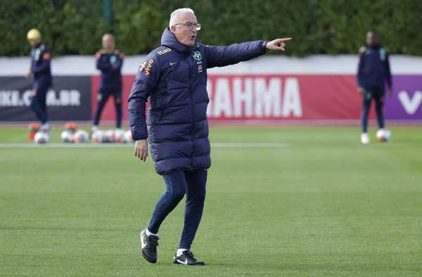 Observações iniciais: Dorival acompanha jogos de Grêmio e Inter em Porto Alegre