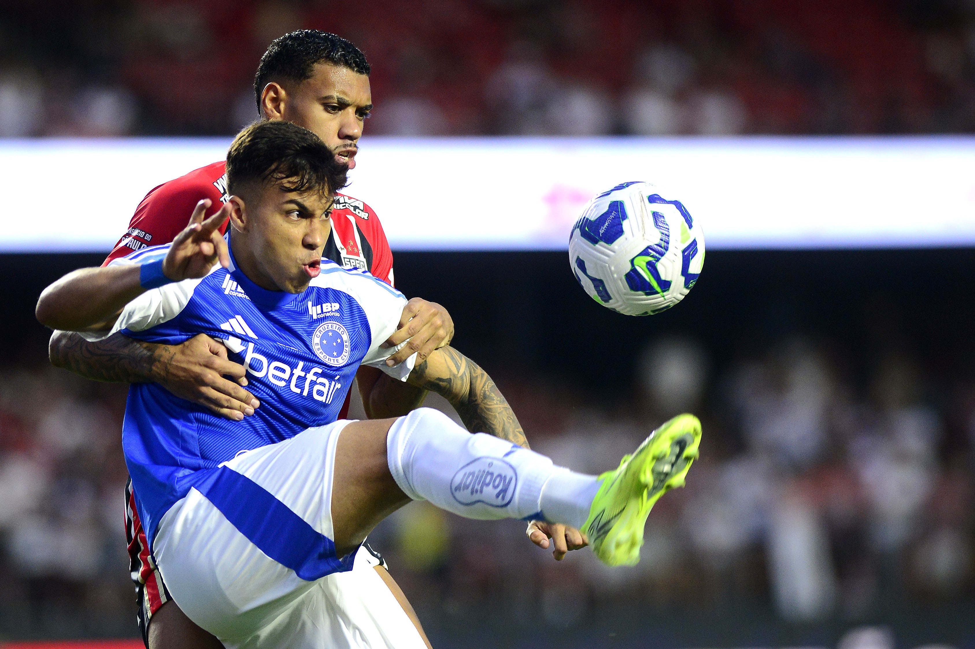KAIO JORGE PEDE PASSAGEM NO CRUZEIRO! Após gol contra o São Paulo, atacante quer sequência com Leonardo Jardim!