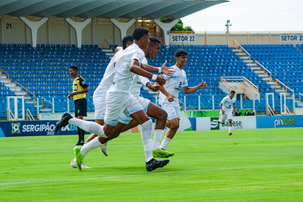 Bahia vence Botafogo no último jogo do Batistão no ano - O que é notícia em  Sergipe