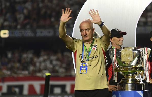 Retrospectiva 2023: Dorival recupera São Paulo e leva clube a título inédito da Copa do Brasil
