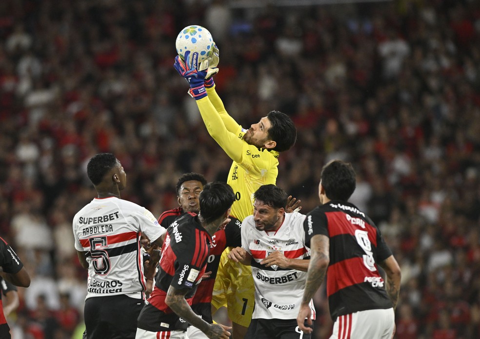 Flamengo 1 x 1 São Paulo registra o maior público da 20ª rodada — Foto: Andre Durão