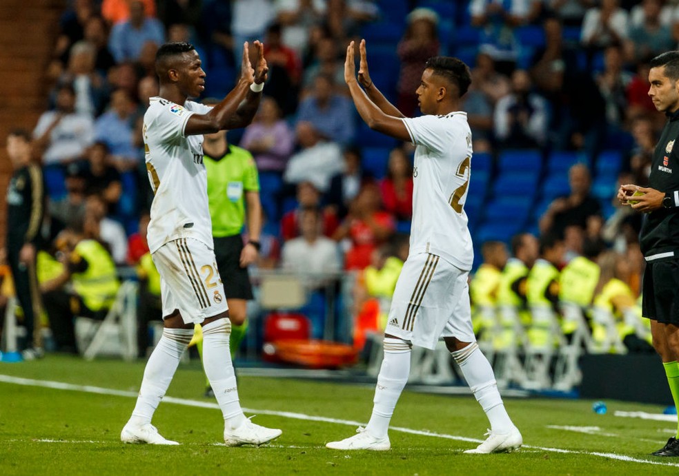 Enquanto o PSG investia valores astronômicos em Neymar e Mbappé, o Real Madrid apostava nos jovens Vinicius Junior e Rodrygo — Foto: Getty Images