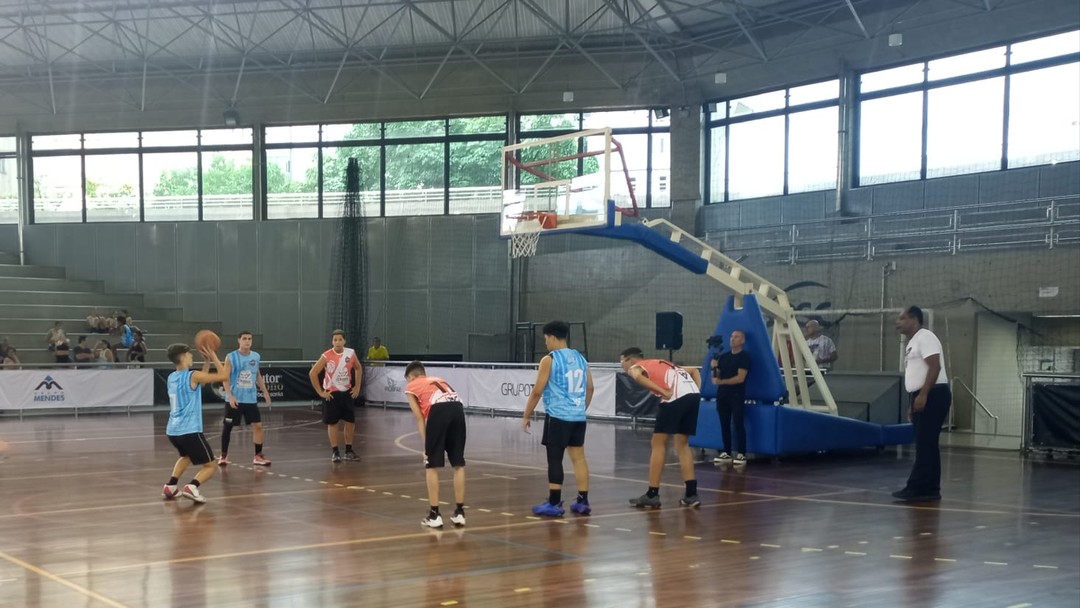 Jean Piaget bate Expressão e disputa final do feminino da 7ª Copa TV  Tribuna de Basquete, copa tv tribuna de basquetebol escolar