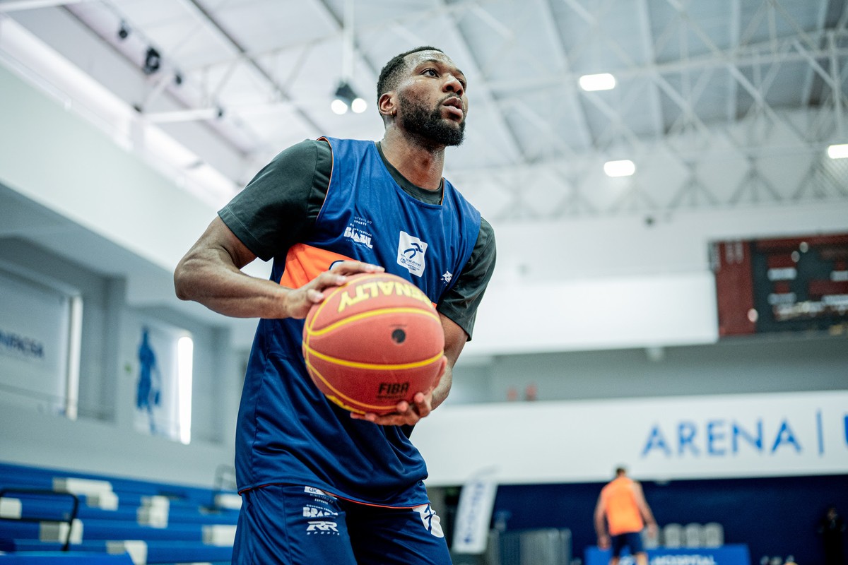 Alaekwe acredita em volta por cima da Unifacisa no NBB 24/25 contra o ...