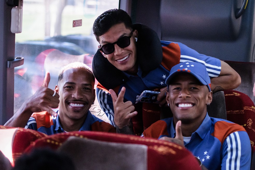 Cruzeiro embarca para a Colômbia — Foto: Gustavo Aleixo/Cruzeiro