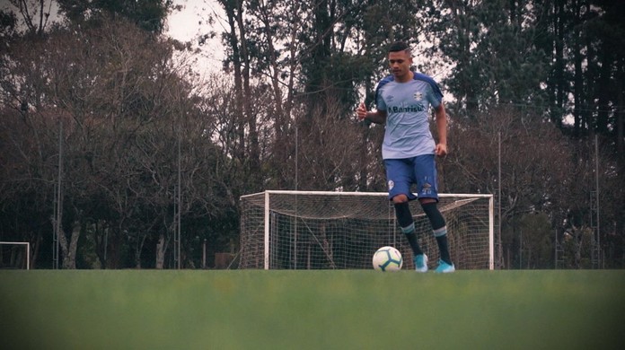 Grêmio lista 15 jogadores para venda em busca de lucro - Descubra quem são  eles - SouGremio