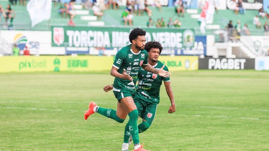 Lagarto goleia o Freipaulistano por 4 a 0 e assume a liderança do Campeonato Sergipano