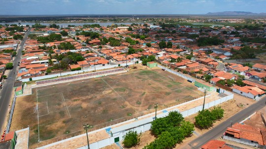 Imagens aéreas impressionam e mostram estádio liberado após ser barrado por críticas à grama; veja