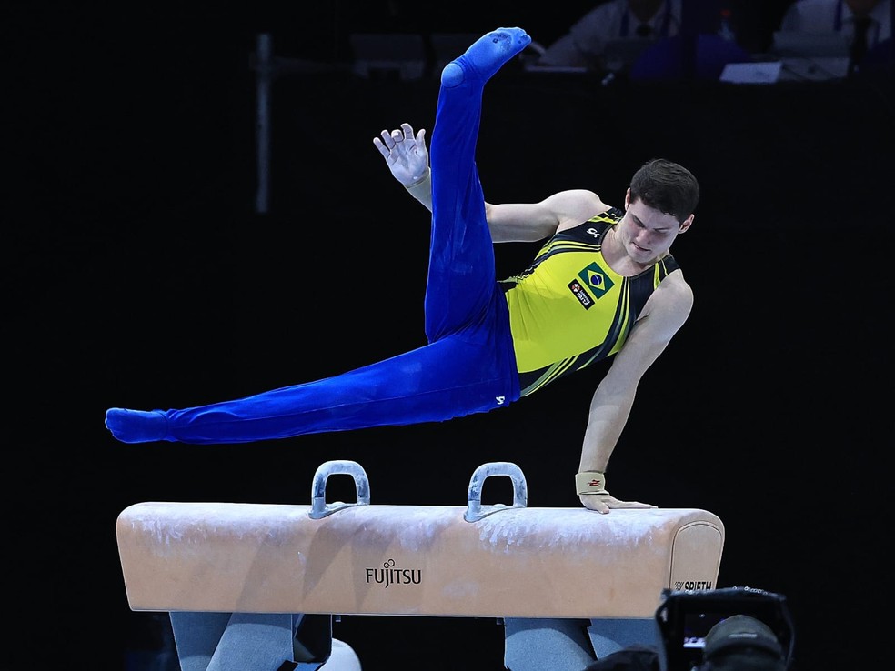 Diogo Soares no Mundial de ginástica artística — Foto: Ricardo Bufolin/CBG