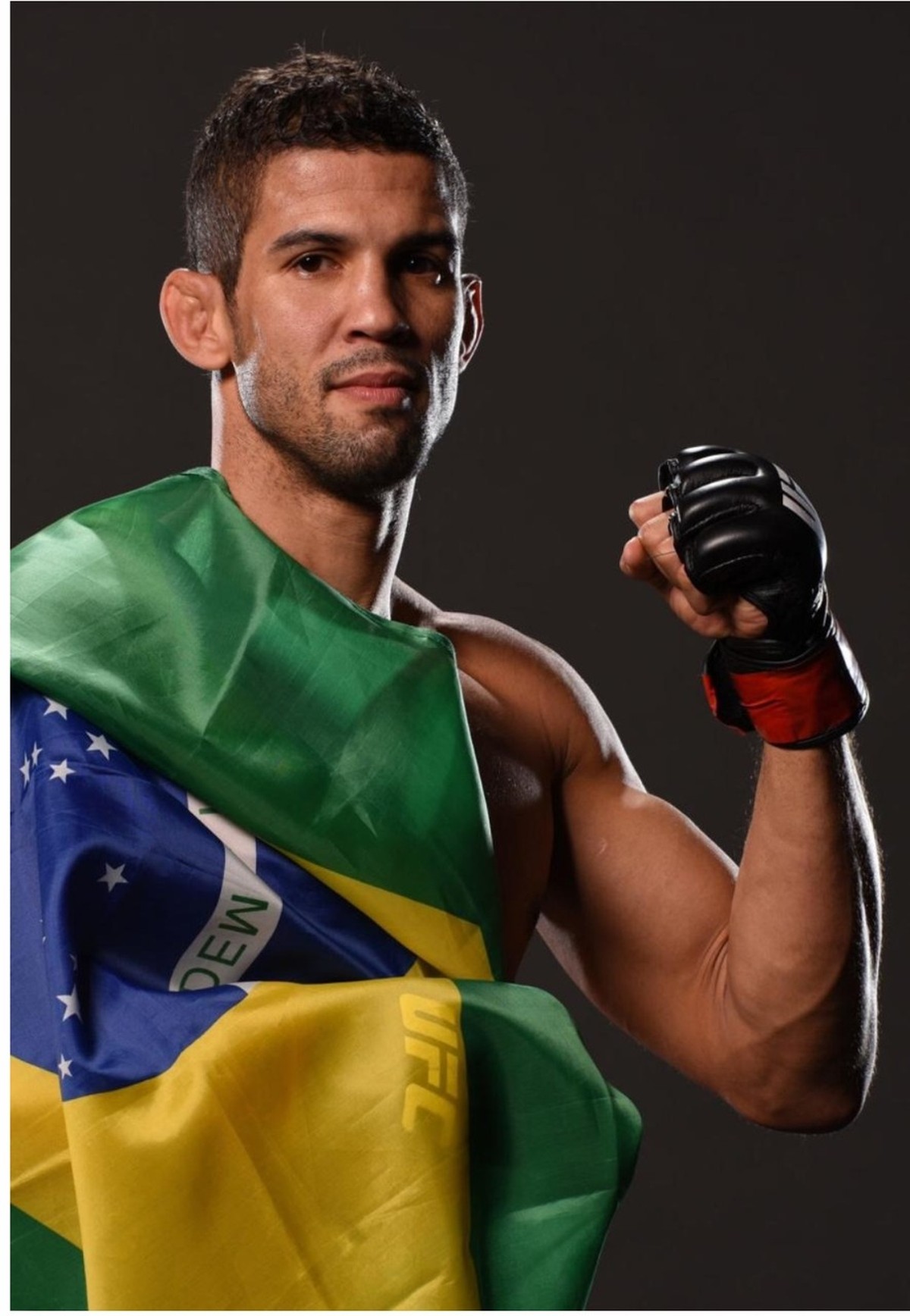 Lutador do UFC, Léo Santos participa de palestra online, nesta quinta ...