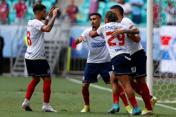 Daniel é expulso contra o Itabuna e desfalca o Bahia no primeiro jogo da  final do Campeonato Baiano | bahia | ge