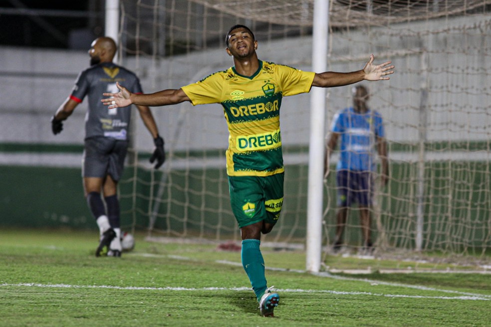 Pablo comemora gol do Cuiabá contra o Operário VG — Foto: AssCom Dourado