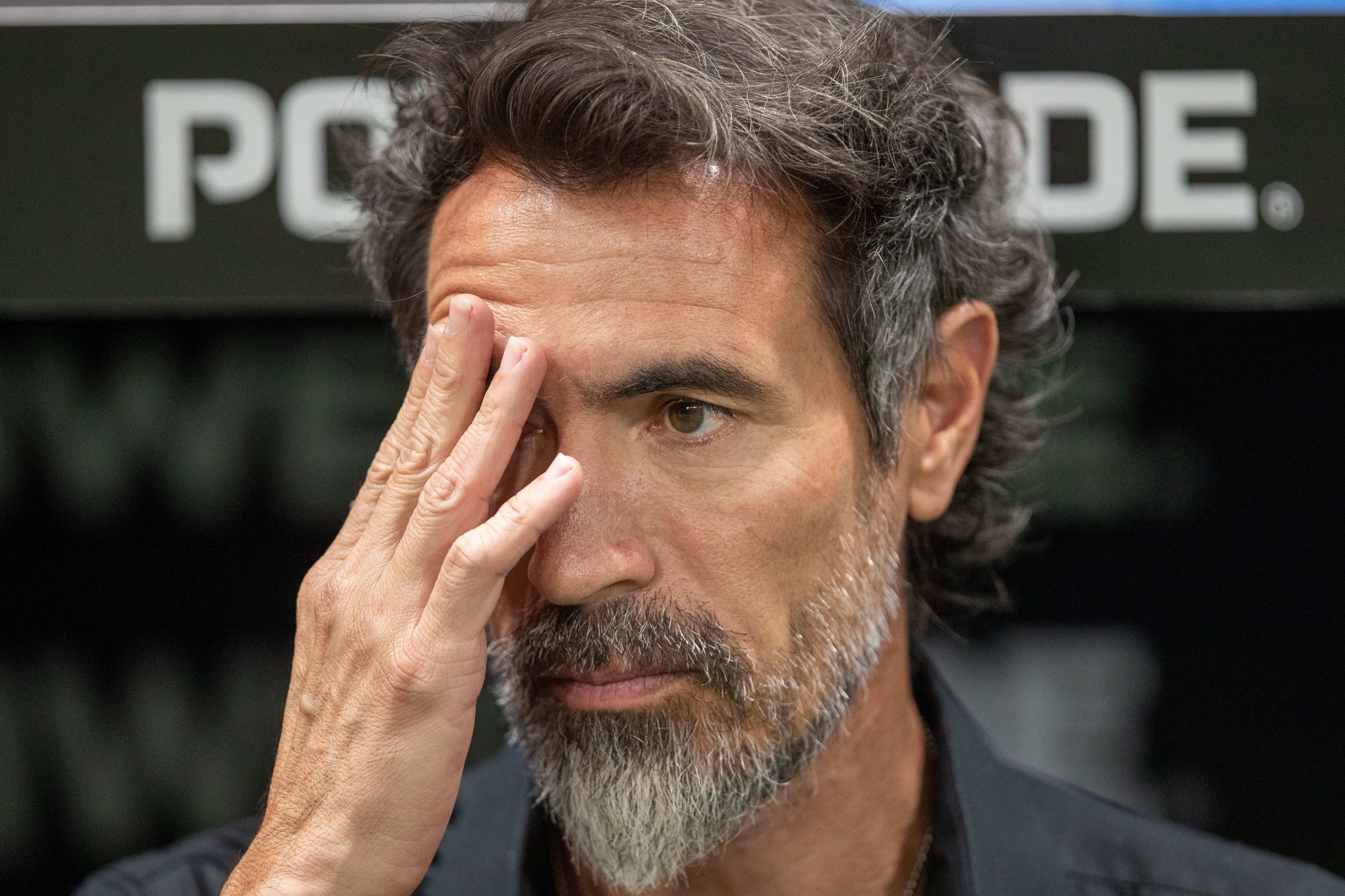 Como o elenco do Atlético-MG reagiu às cobranças de Domínguez: 