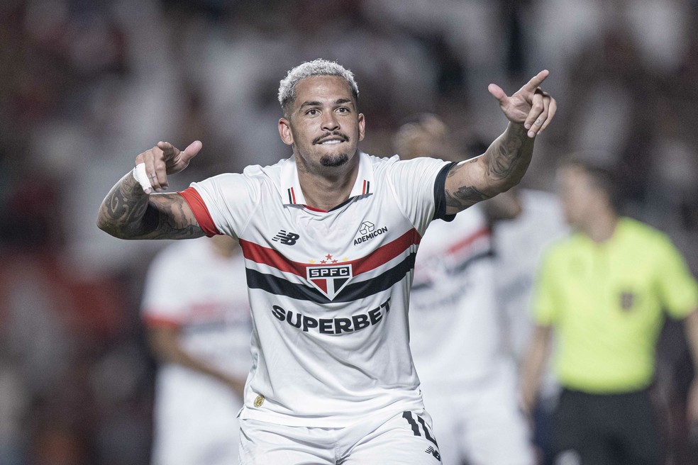 ÍDOLO DE SAÍDA? Cruzeiro busca seduzir craque do São Paulo com salário estratosférico