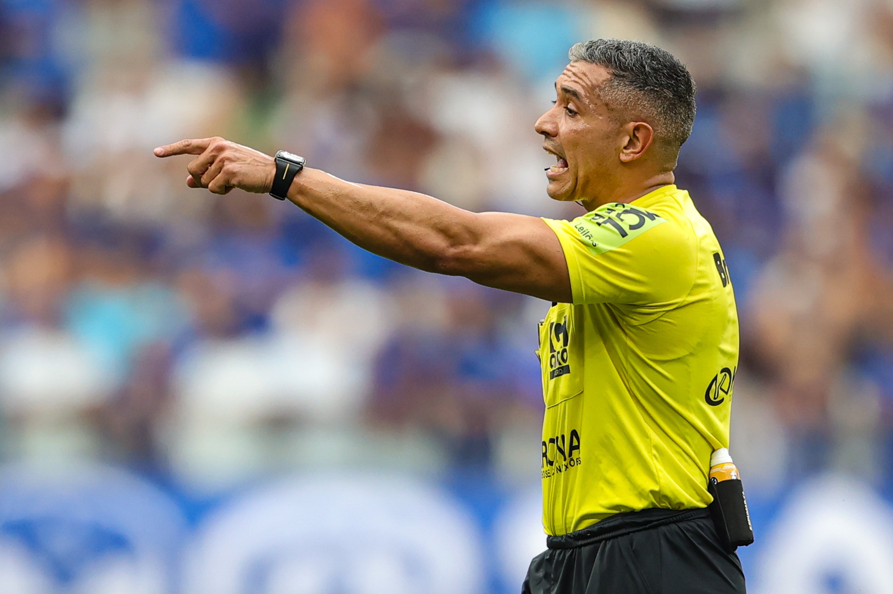 Atlético-MG x Cruzeiro: FMF define árbitro para a primeira final do ...