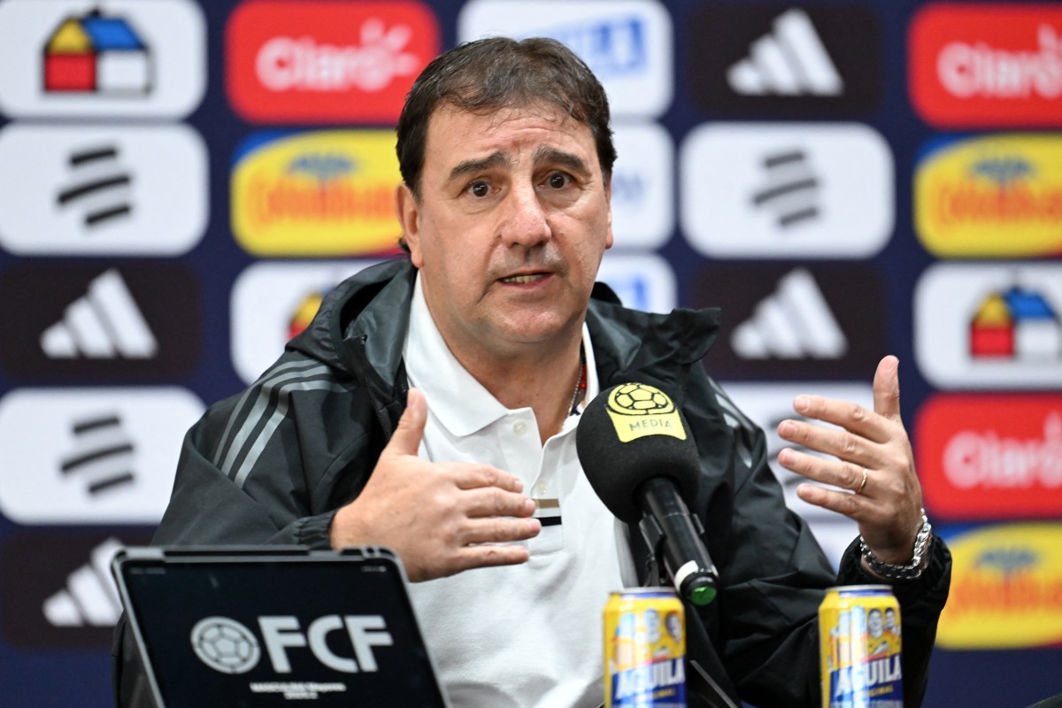 Com 13 jogadores do futebol brasileiro, Colômbia divulga pré-lista para a Copa do Mundo 2026