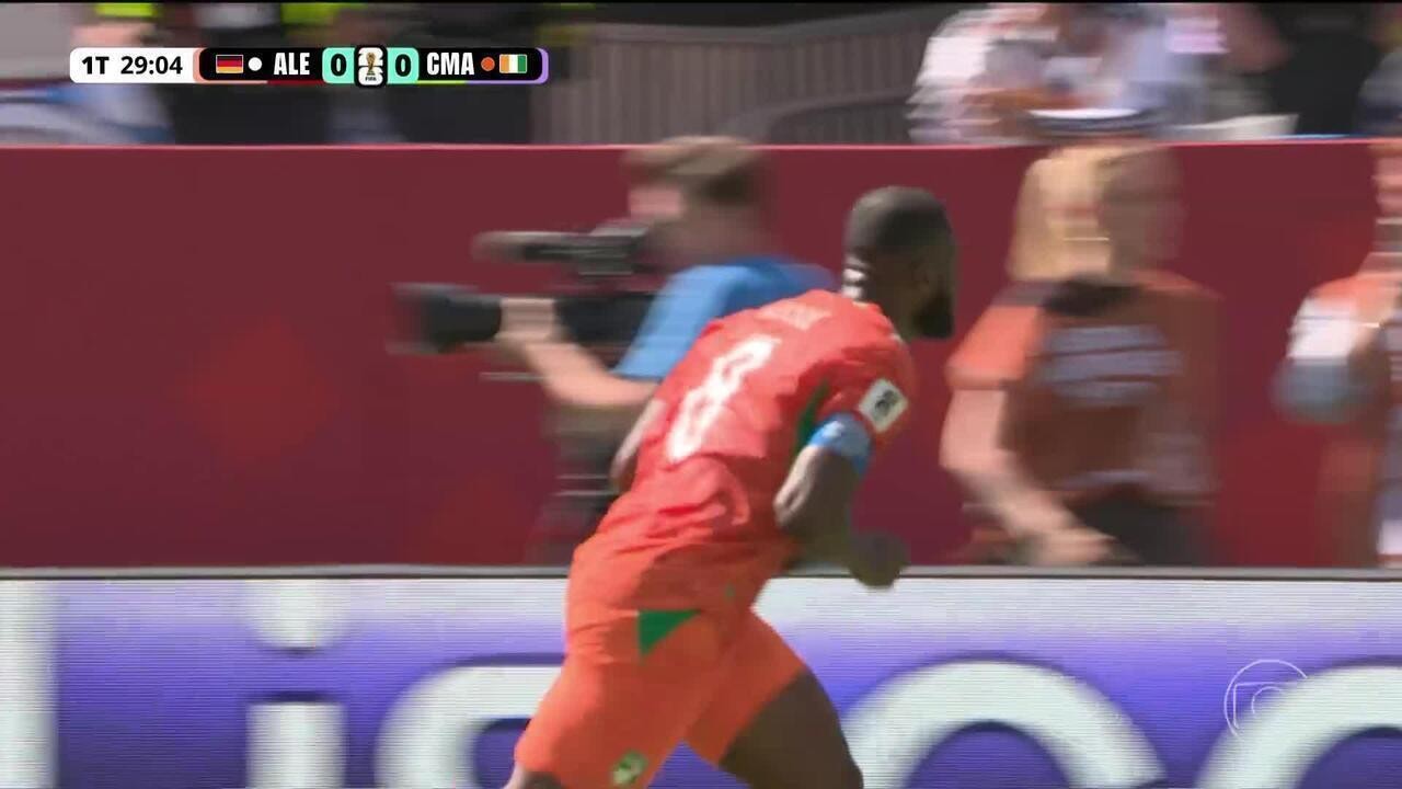 Fotos bizarras da Alemanha para Copa de 2010 viralizam