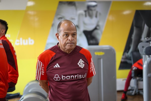 Você lembra? Com mais de 50 Gre-Nais, Paulo Paixão já foi direto do Grêmio  para o Inter | Ge