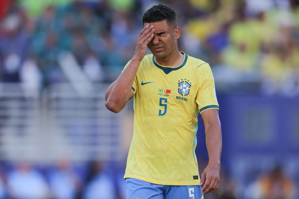 Casemiro lamenta gol sofrido pelo Brasil contra o Marrocos — Foto: James Gill/Getty Images