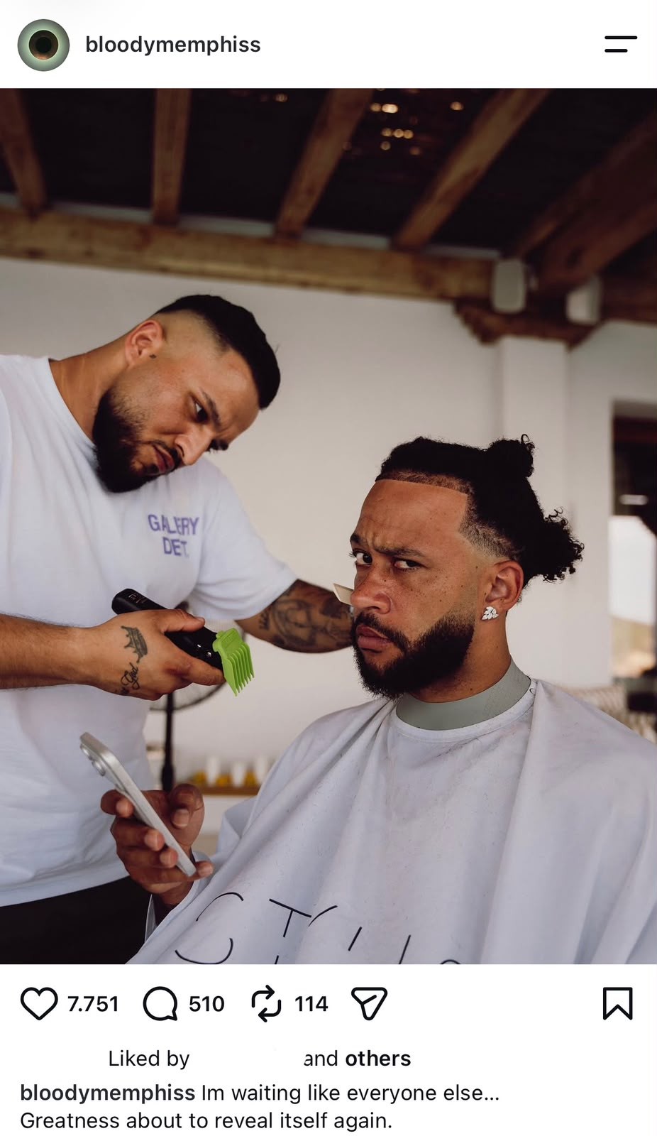 Em negociação com o Corinthians, Memphis faz post enigmático: "Esperando como todo mundo"