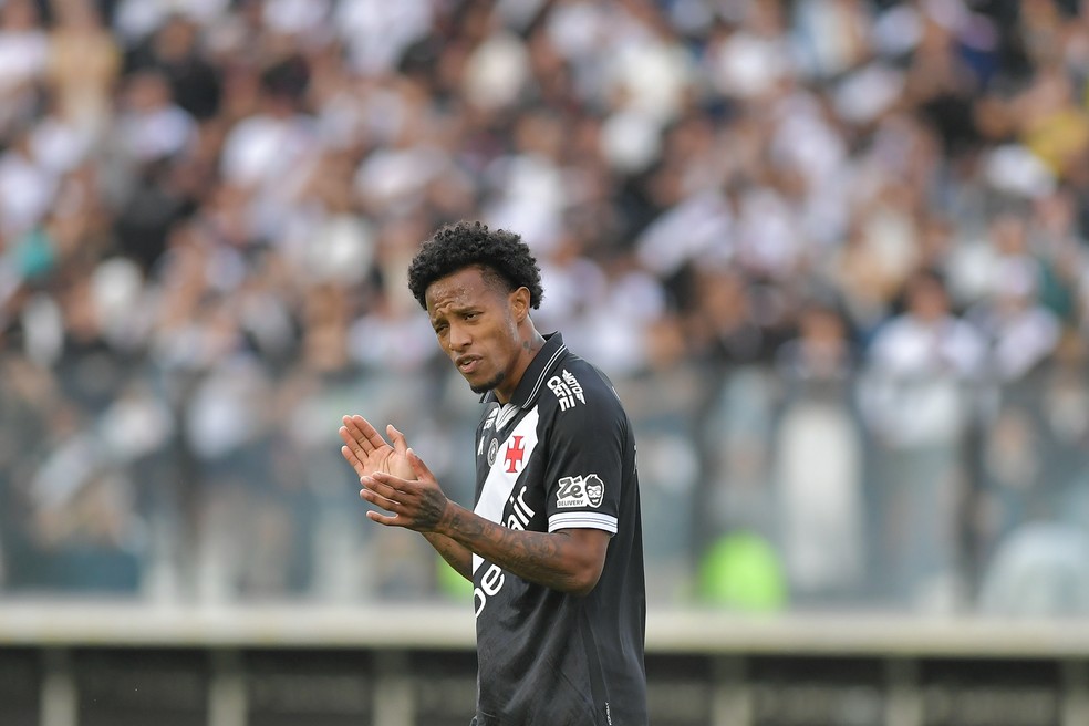 Vasco acelera recuperação de lesionados e deve ter reforços na Copa do Brasil; veja quem deve voltar