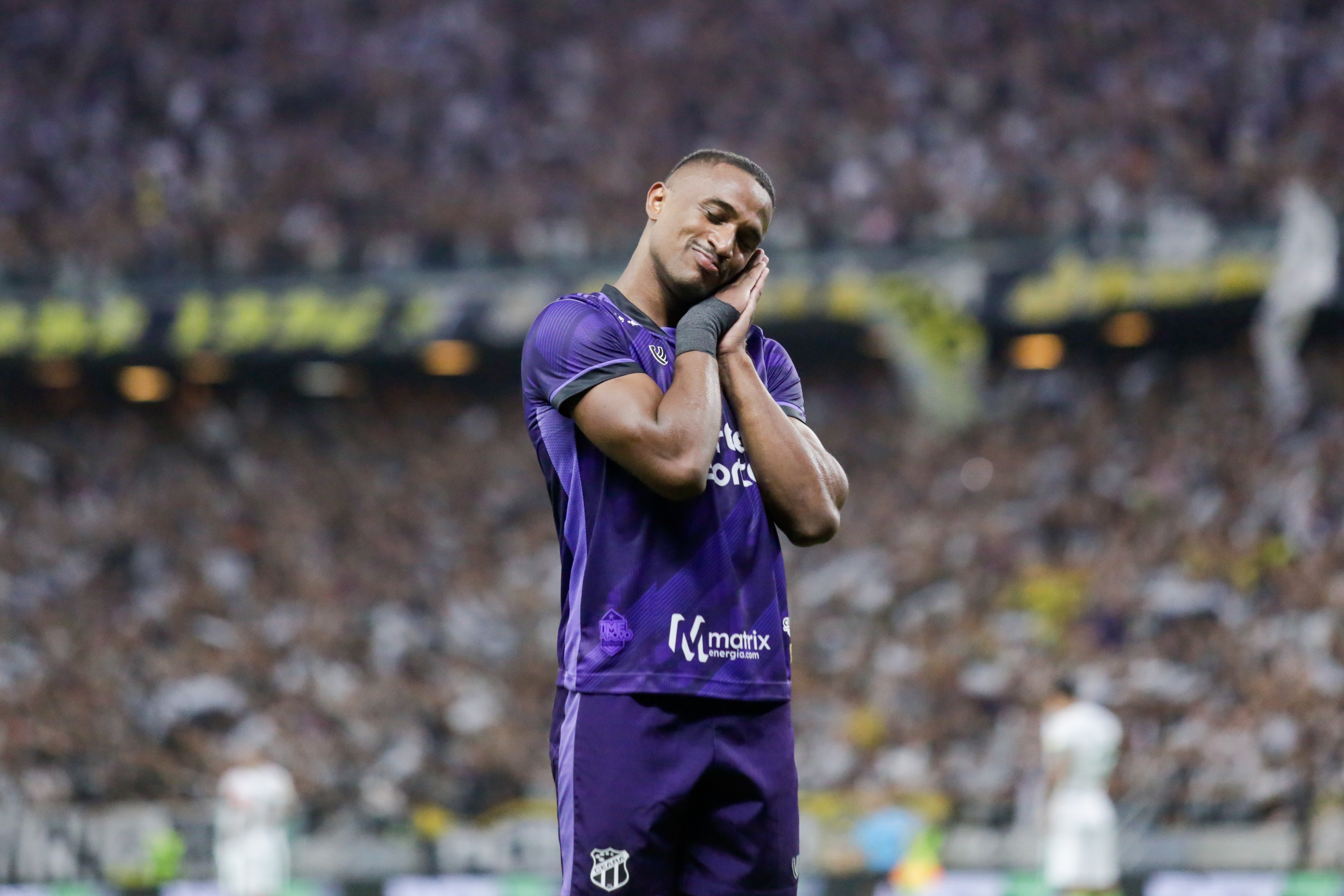 Saulo Mineiro desembarca e promete dedicação para recolocar Ceará na Série A