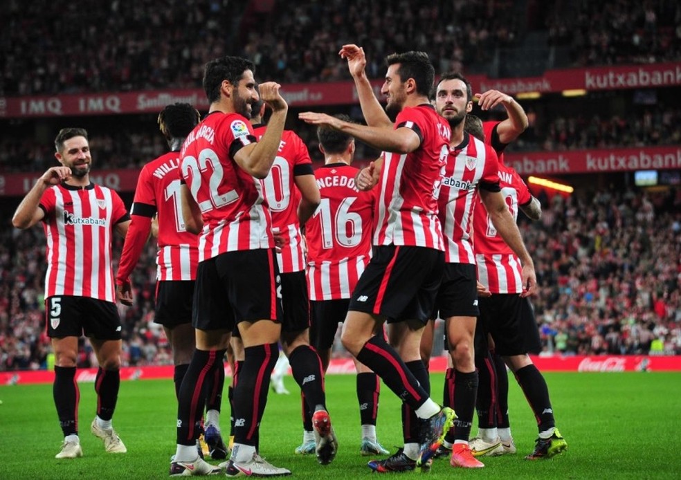 Entenda por que o Athletic Bilbao não contrata estrangeiros | Ge