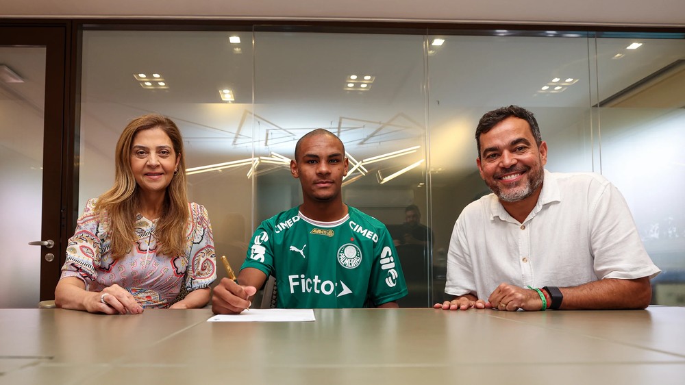 Palmeiras recusa mais de R$ 150 milhões da Premier League por joia