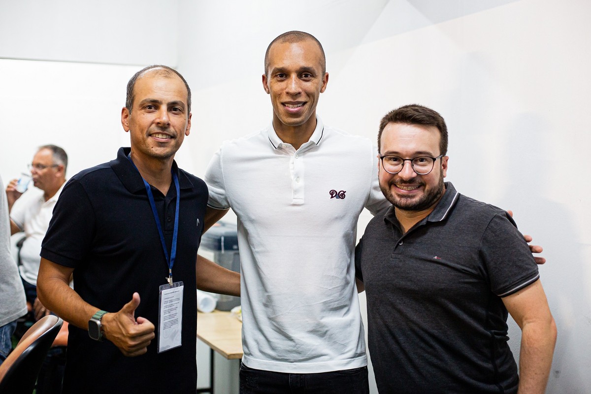 Miranda otimista com Seleção e São Paulo: acredita em futuro positivo