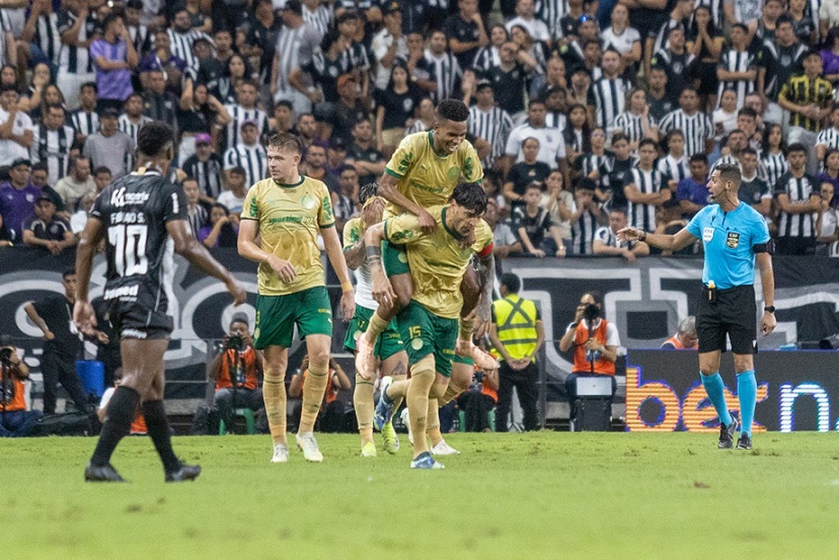Atuações do Palmeiras: Gomez e Weverton brilham em estreia na Copa do Brasil
