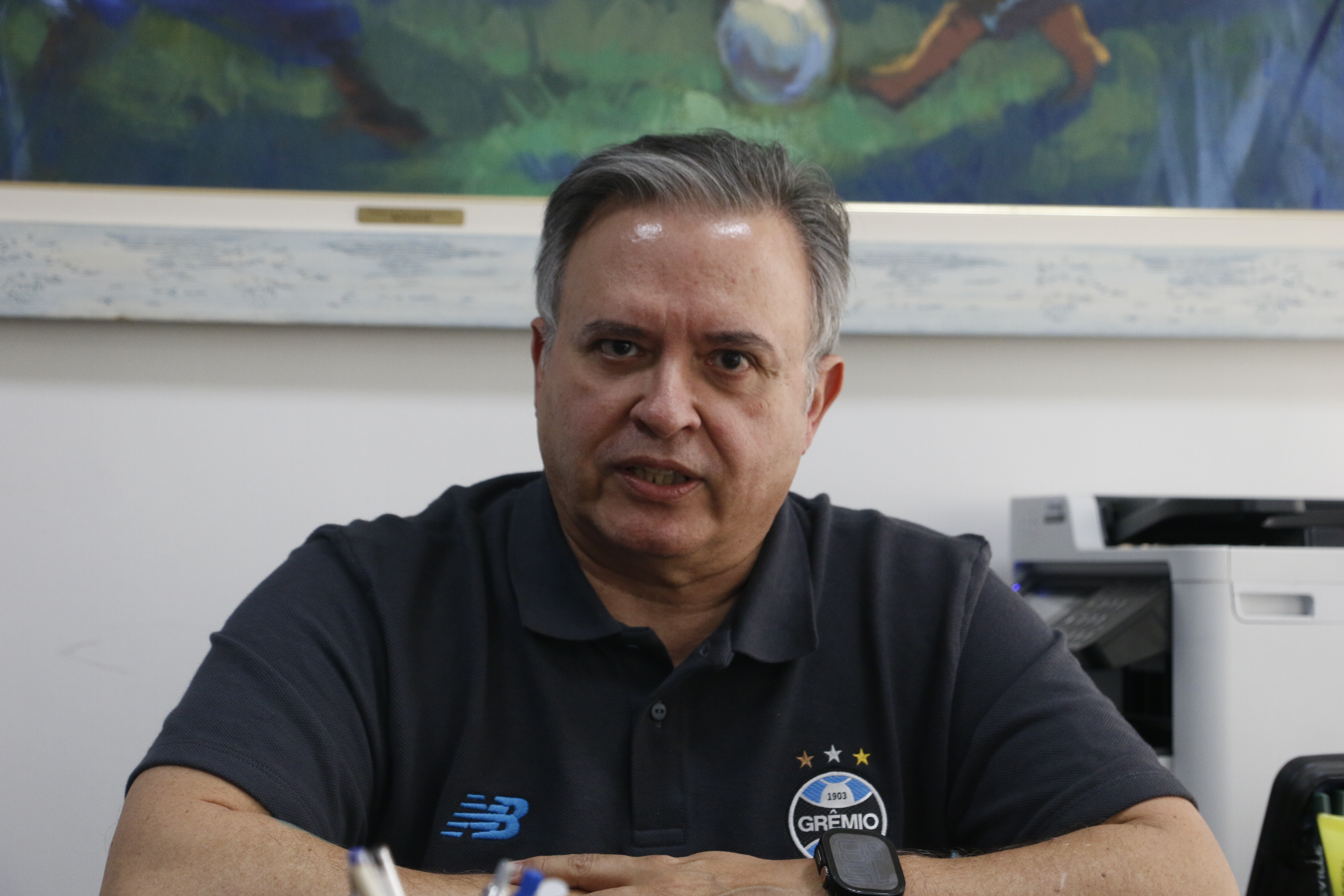 Dirigente do Grêmio dispara sobre profissionalização da arbitragem | Ge