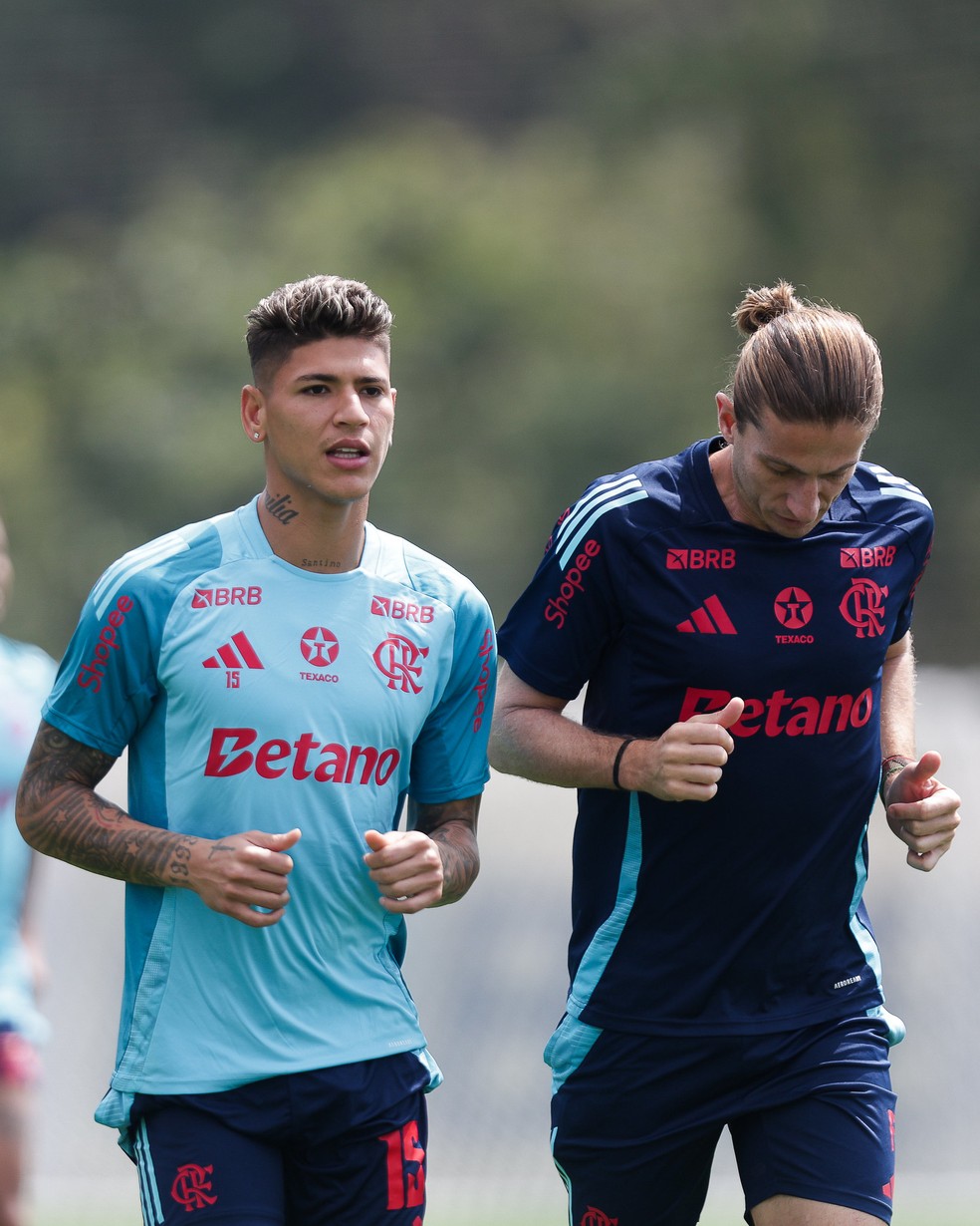 Filipe Luís espera reforços da Data Fifa para clássico contra o Fluminense — Foto: Gilvan de Souza / Flamengo