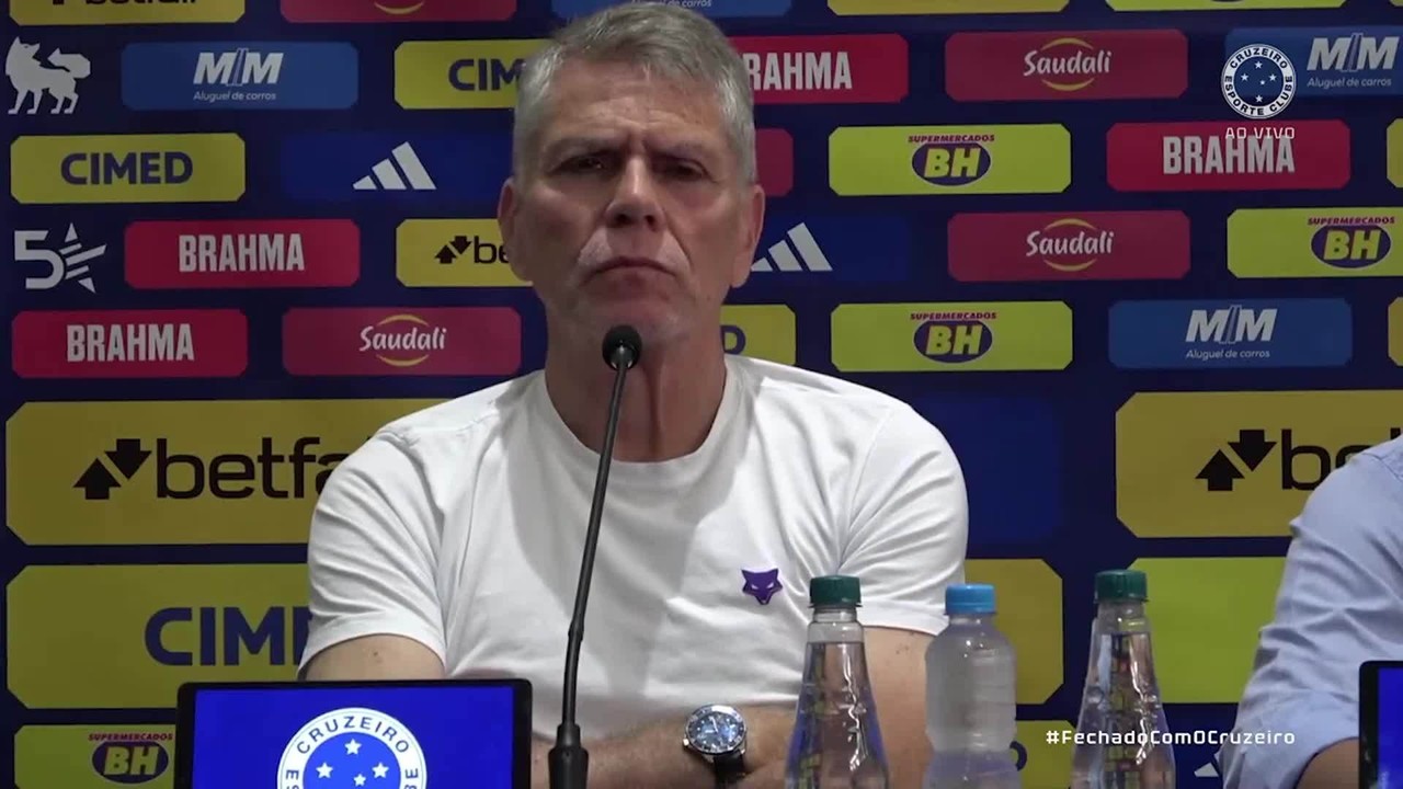Paulo Autuori rebate questionamento sobre aproveitamento da base do Cruzeiro