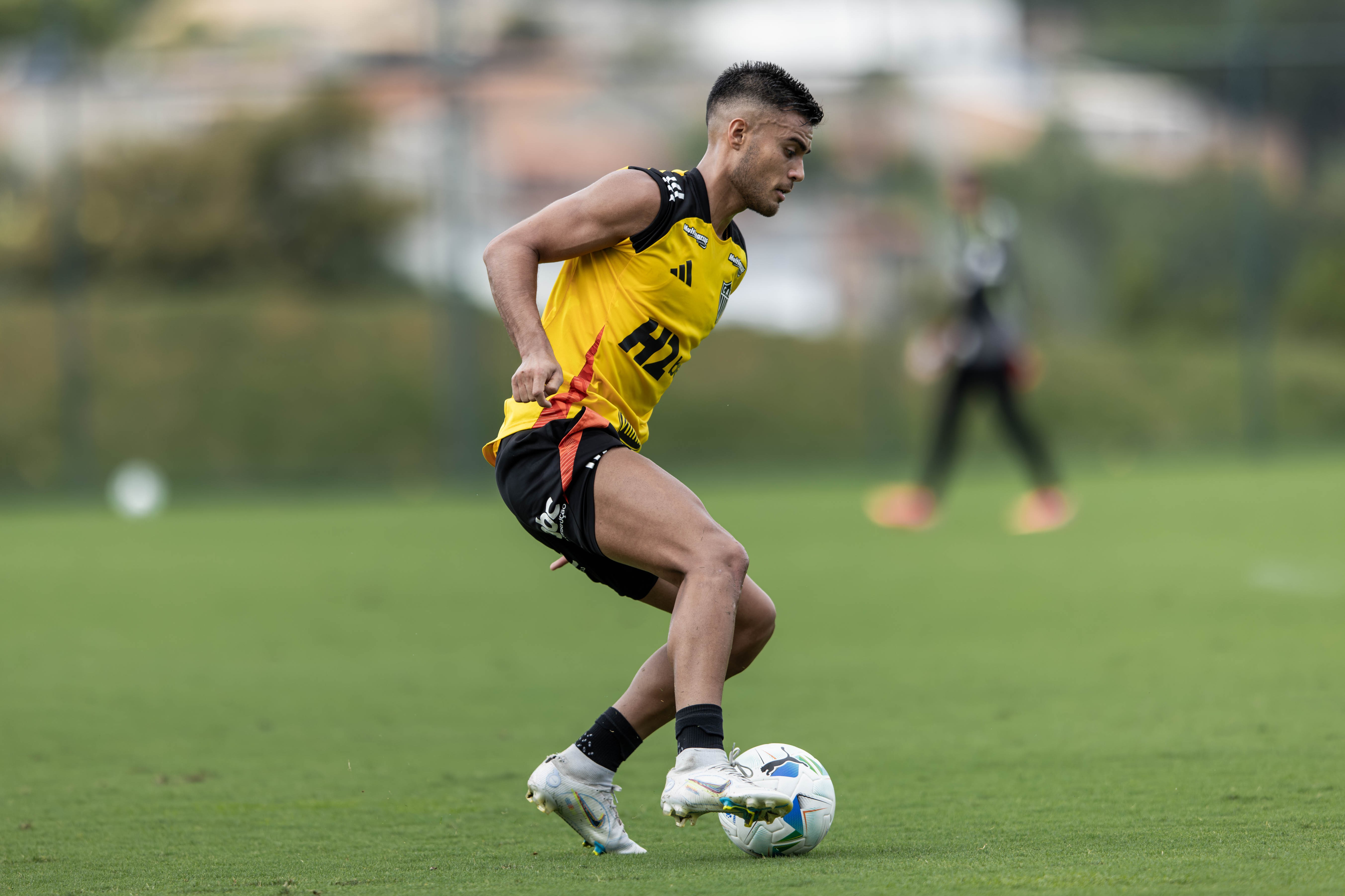 Jogador emprestado pelo Atlético-MG sinaliza que não deseja voltar ao clube