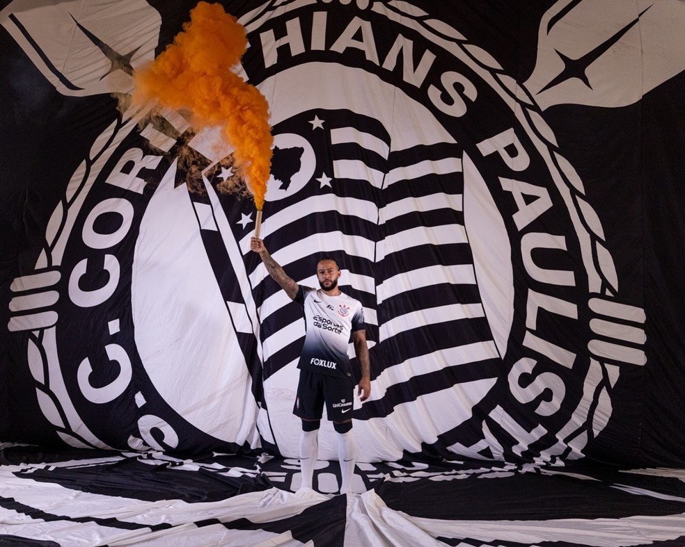 Memphis Depay no Corinthians — Foto: Corinthians