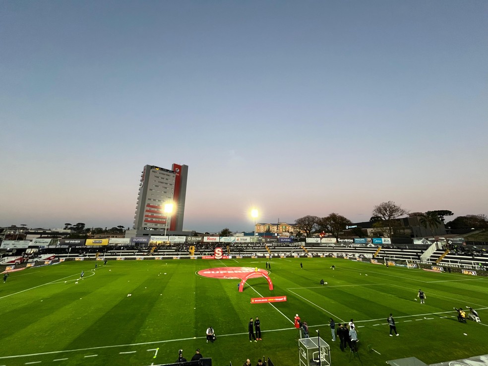 Estádio Germano Krüger, em Ponta Grossa