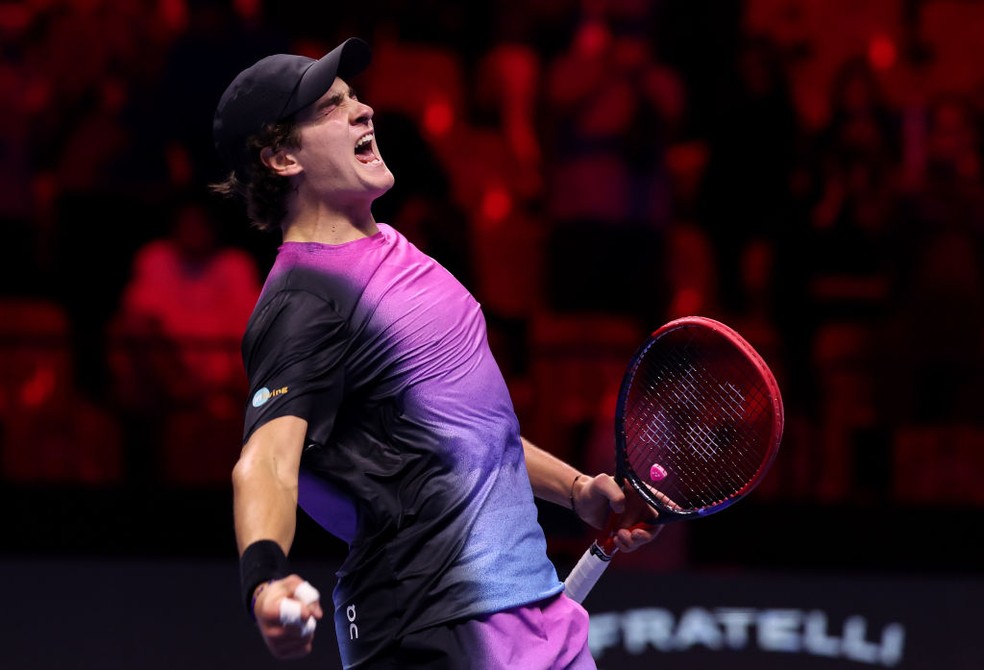 João Fonseca avança à final do Next Gen ATP Finals — Foto: Getty Images