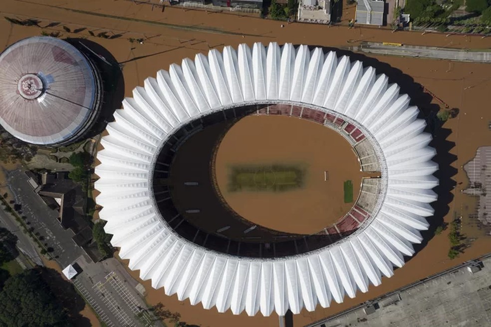 Estádio Beira-Rio é atingido pela cheia do Guaíba — Foto: Renan Mattos/Agência RBS