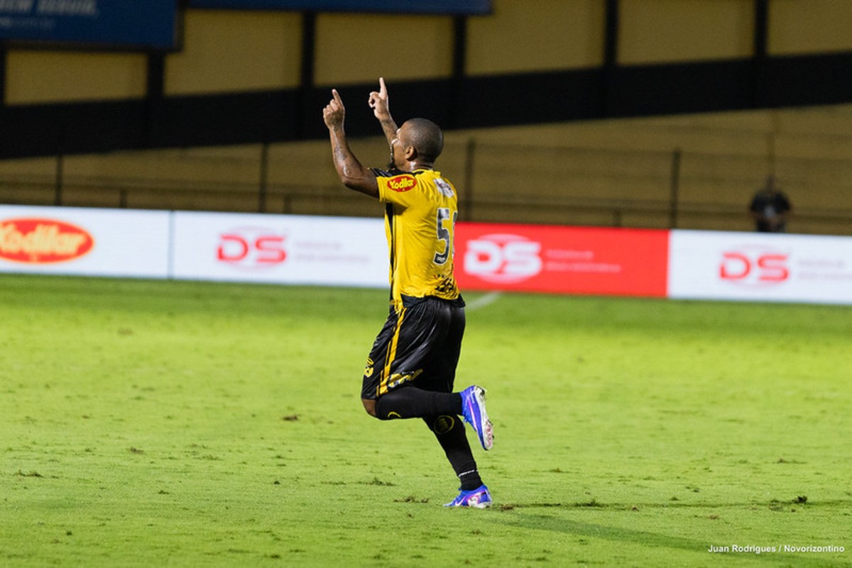 Juninho celebra fase no Novorizontino e temporada mais produtiva da carreira