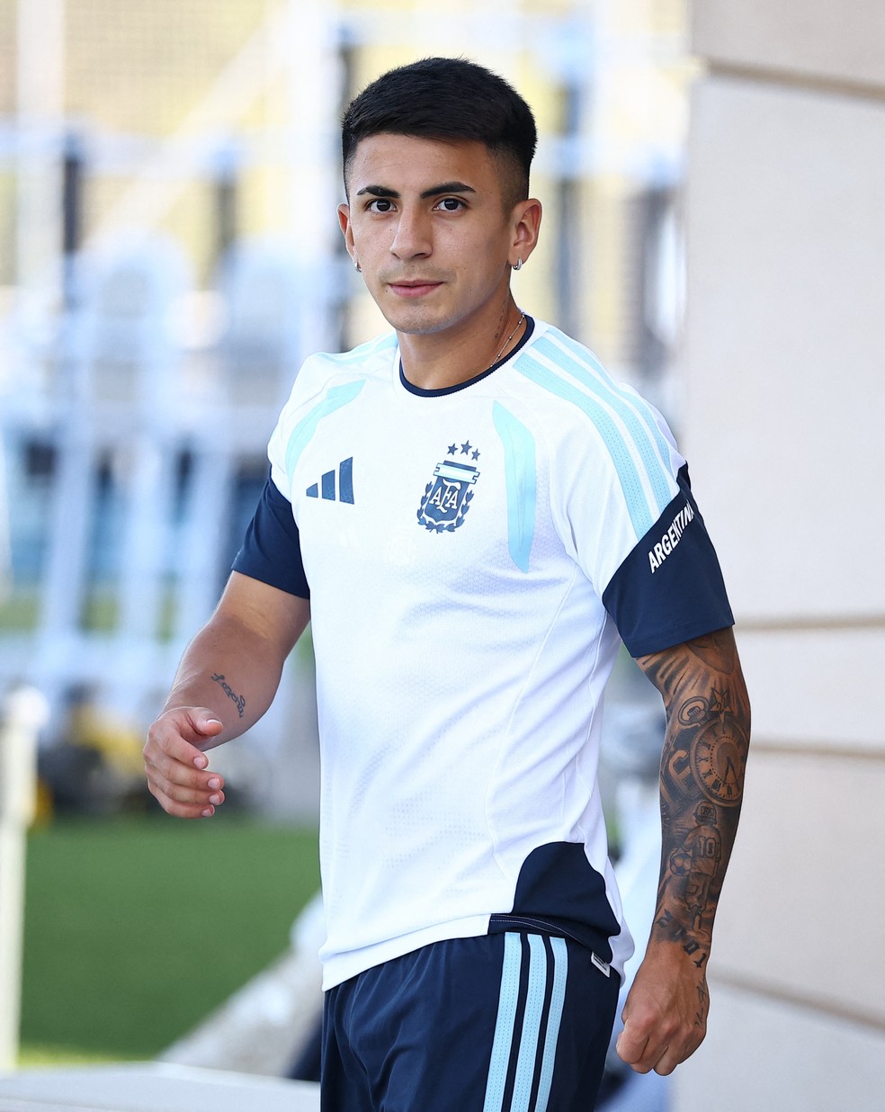 Thiago Almada com a Argentina na Copa do Mundo — Foto: REUTERS/Agustin Marcarian