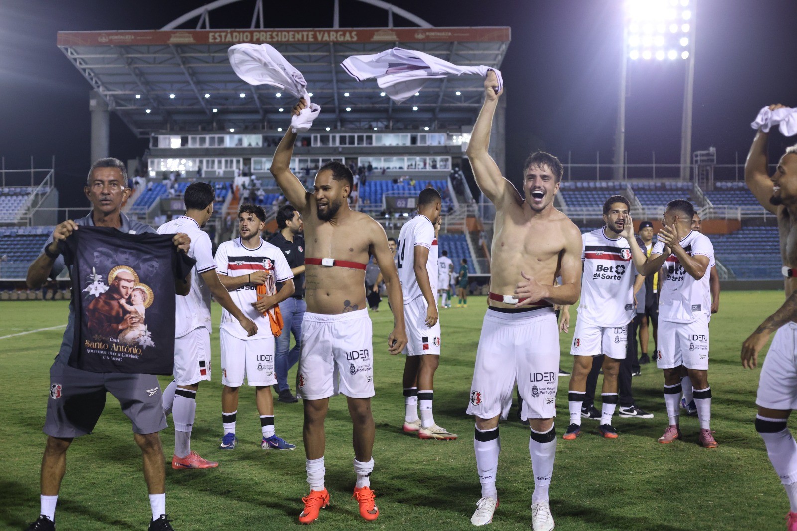 Além do acesso, Santa Cruz mira vaga na terceira fase da Copa do Brasil 2027; entenda